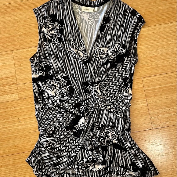 Anthropologie Deletta Drapey Crossover Tank Medium - Picture 2 of 4